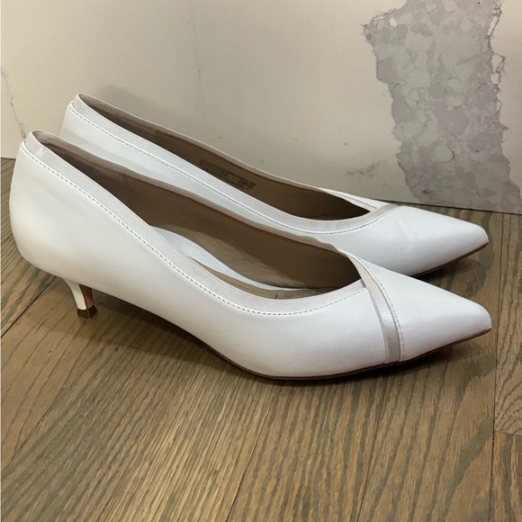 Vionic Sylvie Pointed Toe Pump Nappa White Leather women’s size 9 - Picture 6 of 7